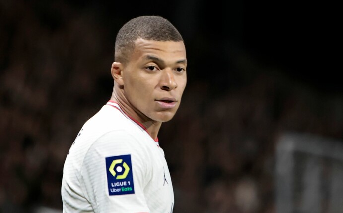 Sein Vertrag bei Paris läuft mit dem Ende der Saison aus: Kylian Mbappe.