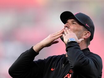 Liverpools Trainer Jürgen Klopp ist stolz auf Jake Daniels für sein Coming-Out. Liverpools Trainer Jürgen Klopp ist stolz auf Jake Daniels für sein Coming-Out.