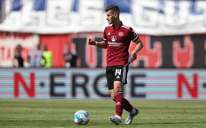 Tom Krauß machte in der abgelaufenen Saison als Leihspieler in Nürnberg auf sich aufmerksam.