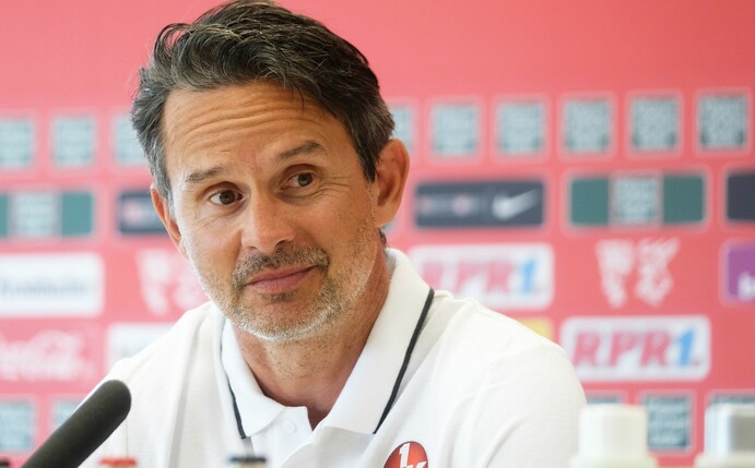 Dirk Schuster soll den 1. FC Kaiserslautern in die 2. Bundesliga führen.