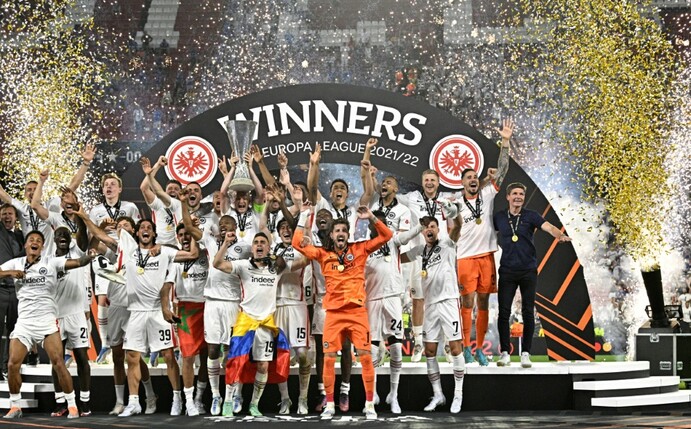 "Werbung für die Bundesliga": DFL-Chefin Hopfen gratuliert Frankfurt