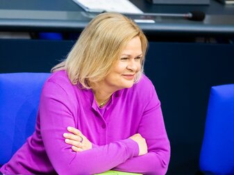Nancy Faeser (SPD), Bundesministerin für Inneres und Heimat, sitzt im Plenum des Deutschen Bundestages. Nancy Faeser (SPD), Bundesministerin für Inneres und Heimat, sitzt im Plenum des Deutschen Bundestages.