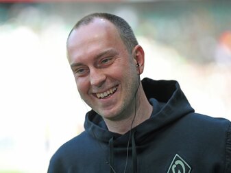 Ist weiter auf Spielersuche: Werder-Coach Ole Werner. Ist weiter auf Spielersuche: Werder-Coach Ole Werner.
