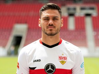 VfB bindet Karazor und Mavropanos VfB bindet Karazor und Mavropanos