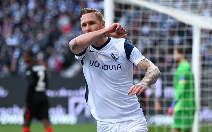 Mitte März traf Polter noch gegen Frankfurt - bald für die Adler? Foto: Christian Kaspar-Bartke/Getty Images