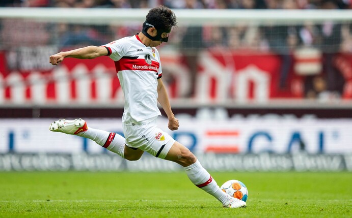 Der VfB Stuttgart hat Verteidiger Hiroki Ito bis zum 30. Juni 2025 gebunden.
