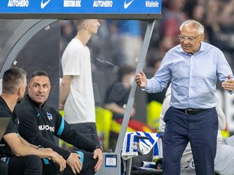 Hertha-Trainer Felix Magath (r) steht mit den Berlinern vor dem Abstieg. Hertha-Trainer Felix Magath (r) steht mit den Berlinern vor dem Abstieg.