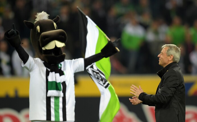 Trainer Lucien Favre führte die Gladbacher von 2011 bis 2015 vom Fast-Abstieg bis nach Europa.