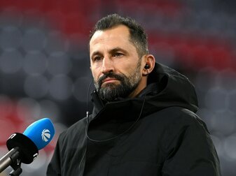 Salihamidzic attackiert Lewandowski-Berater Salihamidzic attackiert Lewandowski-Berater