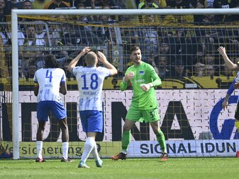 Lotka: Am letzten Spieltag noch gegen, bald jedoch für den BVB. Foto: Ina Fassbender/AFP via Getty Images Lotka: Am letzten Spieltag noch gegen, bald jedoch für den BVB. Foto: Ina Fassbender/AFP via Getty Images