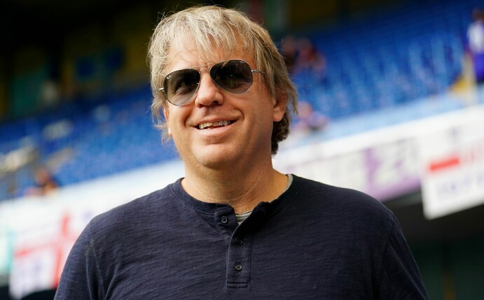 Die britische und portugiesische Regierung hat die Übernahme des FC Chelsea durch ein Konsortium um US-Geschäftsmann Todd Boehly genehmigt.
