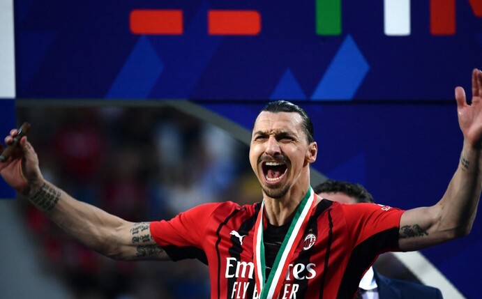 Ibrahimovic spielte halbes Jahr ohne vorderes Kreuzband