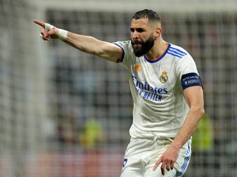 Real-Stürmer Karim Benzema steht aktuell bei 15 Toren in der laufenden Champions-League-Saison. Real-Stürmer Karim Benzema steht aktuell bei 15 Toren in der laufenden Champions-League-Saison.