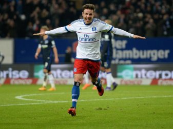 Hamburgs Nicolai Müller erzielte beide Tore beim 2:0-Sieg über Hertha BSC. Foto: Daniel Reinhardt Hamburgs Nicolai Müller erzielte beide Tore beim 2:0-Sieg über Hertha BSC. Foto: Daniel Reinhardt