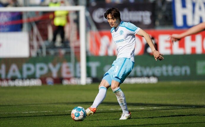 Wird Schalke 04 zur neuen Saison verlassen: Ko Itakura.
