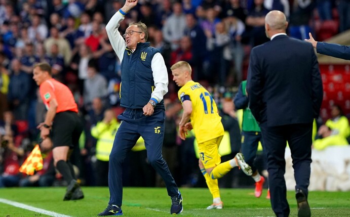Trainer Oleksandr Petrakow hat den Sieg den Streitkräften in der Ukraine gewidmet.