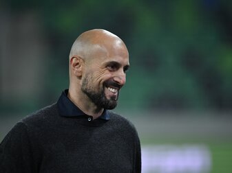 U21-Nationaltrainer Antonio Di Salvo möchte sich gegen Ungarn für die U21-EM qualifizieren. U21-Nationaltrainer Antonio Di Salvo möchte sich gegen Ungarn für die U21-EM qualifizieren.