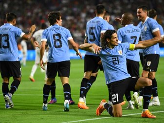 Doppelpacker Cavani führt Uruguay zum Sieg gegen Mexiko Doppelpacker Cavani führt Uruguay zum Sieg gegen Mexiko
