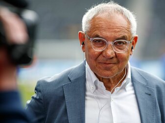 Hält den Fall des abwanderungswilligen Robert Lewandowski beim FC Bayern München für ein «Grundsatz-Problem»: Felix Magath. Hält den Fall des abwanderungswilligen Robert Lewandowski beim FC Bayern München für ein «Grundsatz-Problem»: Felix Magath.