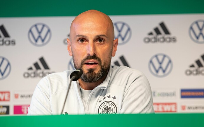 Kündigt für das Spiel gegen Polen einige Wechsel an: U21-Trainer Antonio Di Salvo.