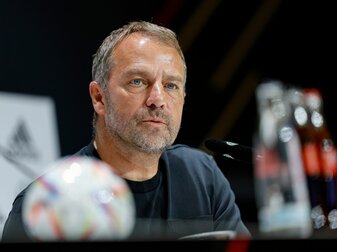 Bundestrainer Hansi Flick in der Pressekonferenz vor der Nations-League-Begegnung gegen England.
