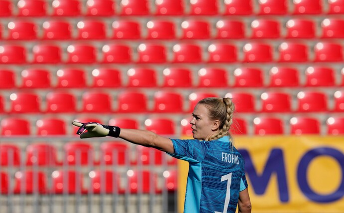 Torhüterin Merle Frohms ist im Nationalteam der Frauen die Nummer eins.