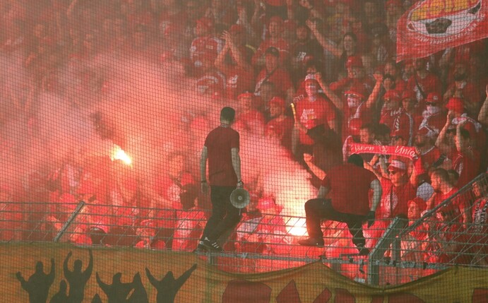 Wegen Pyro-Einsatz: 5000 Euro Strafe für Union Berlin