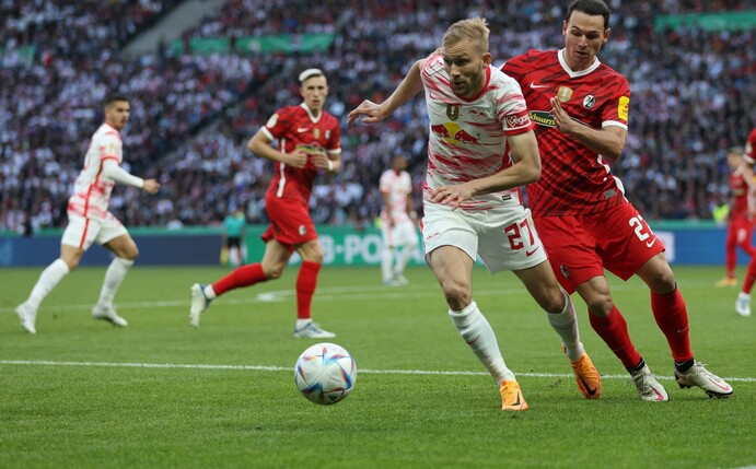 Könnte RB Leipzig verlassen: Konrad Laimer (M.).
