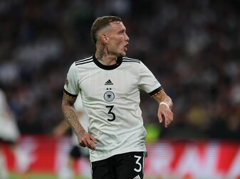 Der BVB soll an Nationalspieler David Raum interessiert sein. Der BVB soll an Nationalspieler David Raum interessiert sein.
