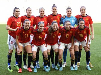 Spaniens Fußballerinnen erhalten Bezahlung wie Männer Spaniens Fußballerinnen erhalten Bezahlung wie Männer
