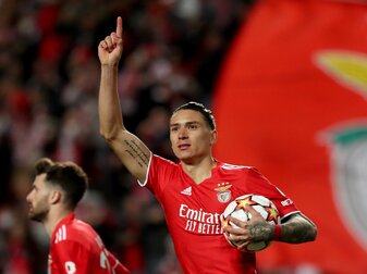 Benfica Lissabon hat sich mit dem FC Liverpool auf einen Transfer von Darwin Nunez geeinigt. Benfica Lissabon hat sich mit dem FC Liverpool auf einen Transfer von Darwin Nunez geeinigt.