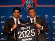 Kylian Mbappes (r) Vertrag bei PSG wurde zu deutlich erhöhten Bezügen verlängert.