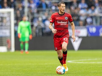 Weltmeister Durm wechselt von der Eintracht zum FCK Weltmeister Durm wechselt von der Eintracht zum FCK