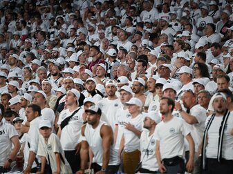 Eintracht Frankfurt erhält für das Supercup-Duell mit Real Madrid in Helsinki 10.000 Tickets. Eintracht Frankfurt erhält für das Supercup-Duell mit Real Madrid in Helsinki 10.000 Tickets.