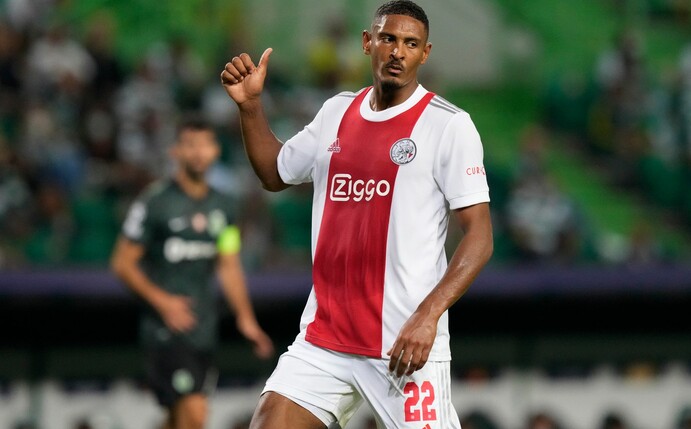 Der 28 Jahre alte Sebastien Haller wurde mit Ajax zuletzt Meister und zudem Torschützenkönig in den Niederlanden.