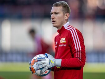 Nur noch Nummer drei im Tor, bleibt aber bei Union Berlin: Keeper Jakob Busk.