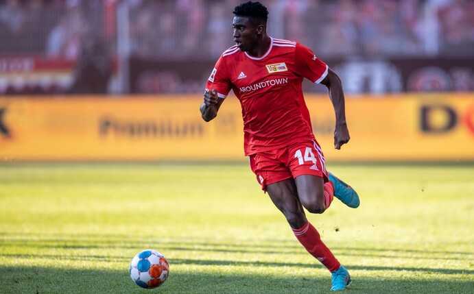 Taiwo Awoniyi spielt künftig für Nottingham Forest.