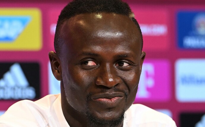 Bayern-Star Mane wählt Rückennummer 17
