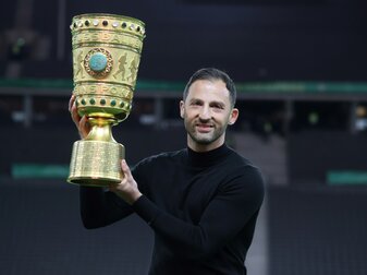 Trainer Domenico Tedesco hat keine Eile mit seiner Vertragsverlängerung bei DFB-Pokalsieger RB Leipzig. Trainer Domenico Tedesco hat keine Eile mit seiner Vertragsverlängerung bei DFB-Pokalsieger RB Leipzig.