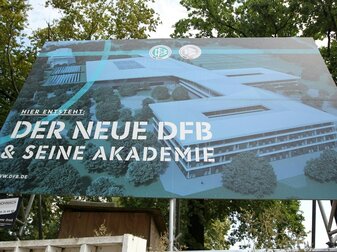 Der Deutsche Fußball-Bund (DFB) hat seinen neuen Campus feierlich eröffnet. Der Deutsche Fußball-Bund (DFB) hat seinen neuen Campus feierlich eröffnet.
