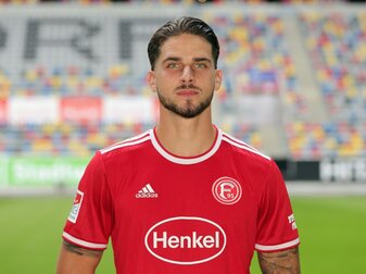 Der 1. FC Kaiserslautern rüstet nach dem Aufstieg in die 2. Fußball-Bundesliga nun auch in der Offensive mit Lex-Tyger