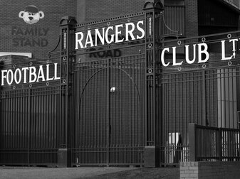 Der frühere schottische Fußball-Nationaltorhüter Andy Goram ist nach kurzem Kampf im Alter von 58 Jahren einem Krebsl Der frühere schottische Fußball-Nationaltorhüter Andy Goram ist nach kurzem Kampf im Alter von 58 Jahren einem Krebsl