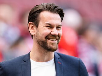 Leiter der Lizenzspielerabteilung des 1. FC Köln, der ehemalige Kölner Torhüter Thomas Kessler. Leiter der Lizenzspielerabteilung des 1. FC Köln, der ehemalige Kölner Torhüter Thomas Kessler.