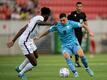 Konnte bei der U19-EM auf sich aufmerksam machen: Oscar Gloukh (r.). Foto: Vladimir Simicek/AFP via Getty Images