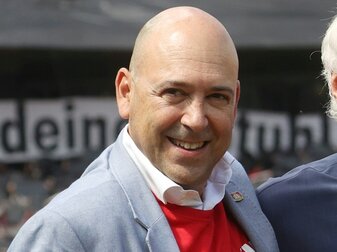 Bayer Leverkusen setzt weiterhin auf Fernando Carro, der die Position als Vorsitzender der Geschäftsführung des Werksk Bayer Leverkusen setzt weiterhin auf Fernando Carro, der die Position als Vorsitzender der Geschäftsführung des Werksk