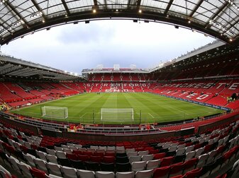 Das Eröffnungsspiel der 13. Frauenfußball-Europameisterschaft findet in Manchester statt. Das Eröffnungsspiel der 13. Frauenfußball-Europameisterschaft findet in Manchester statt.