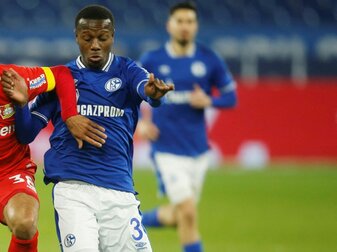 Der marokkanische Fußball-Nationalspieler Hamza Mendyl verlässt den Bundesliga-Rückkehrer Schalke 04 und wechselt nac Der marokkanische Fußball-Nationalspieler Hamza Mendyl verlässt den Bundesliga-Rückkehrer Schalke 04 und wechselt nac