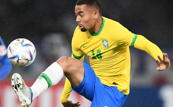 Star-Neuzugang Gabriel Jesus hat in seinem ersten Spiel für den FC Arsenal einen Doppelpack erzielt.