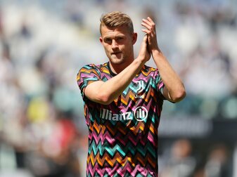 Bedankt sich De Ligt bald vor der Bayern-Kulisse? Foto: Jonathan Moscrop/Getty Images Bedankt sich De Ligt bald vor der Bayern-Kulisse? Foto: Jonathan Moscrop/Getty Images
