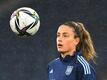 Nach ihrem Kreuzbandriss kurz vor EM-Beginn wird Weltfußballerin Alexia Putellas aus Spanien am Dienstag operiert.